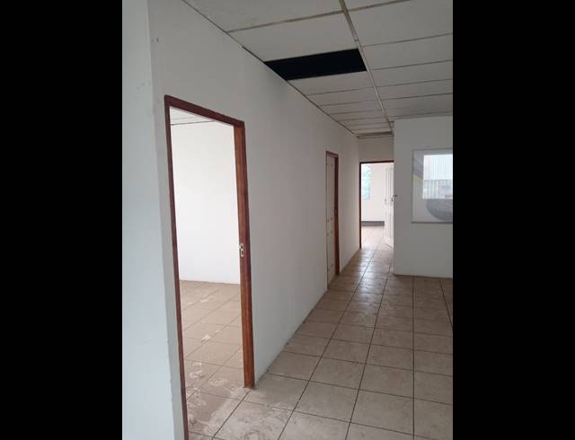 Industrial property to rent in ANDERBOLT